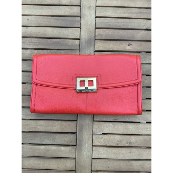 Red Calvin Klein Leather Turn Lock Clutch Purse - Picture 1 of 9